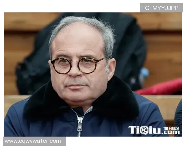 巴黎顾问坎波斯与马丁内利扬迪奥曼德代表会面引发转会猜测